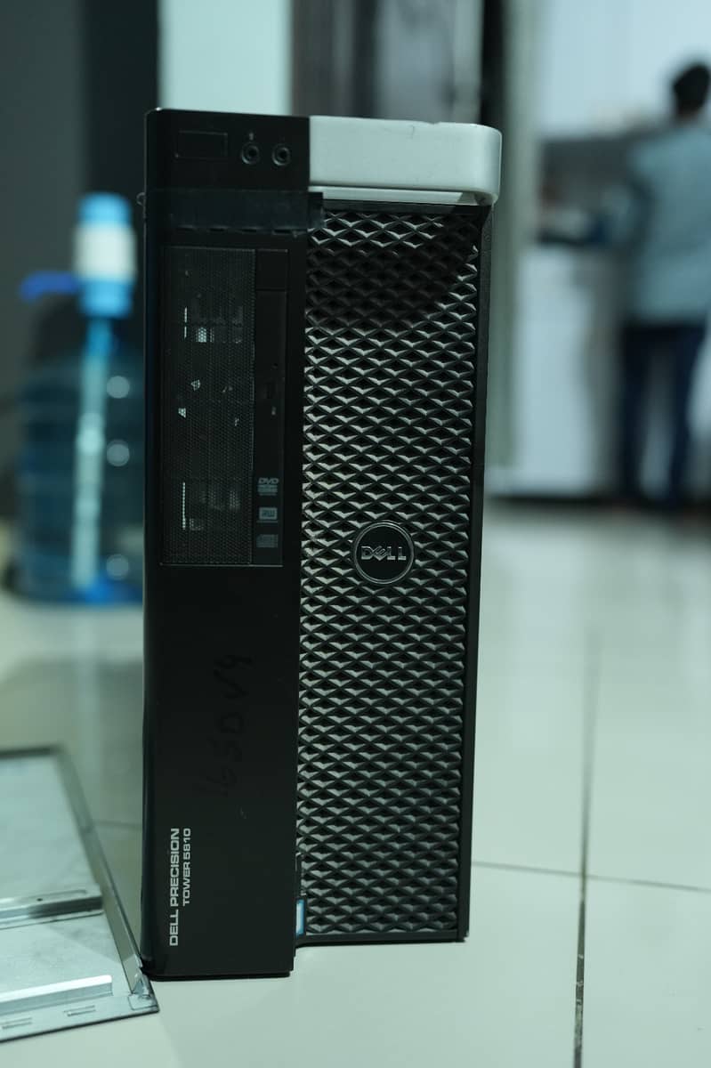 Dell Precision Tower 5810 0