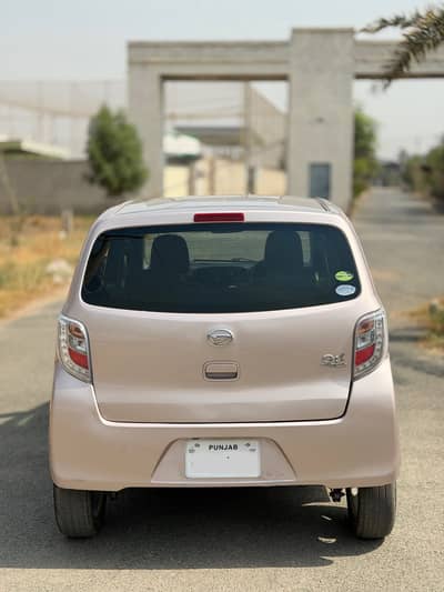 Daihatsu Mira 2015