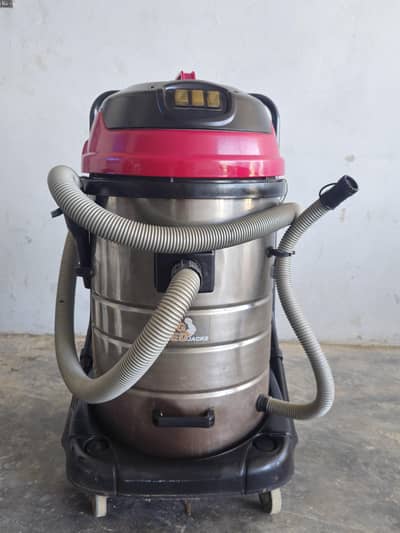 Big Jacks Heavy Duty Triple Motor Vacuum Cleaner – Brand New Condition