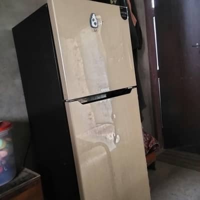 bilkul new hai 2024 mein liya tha 2 sal use hua hai warranty available
