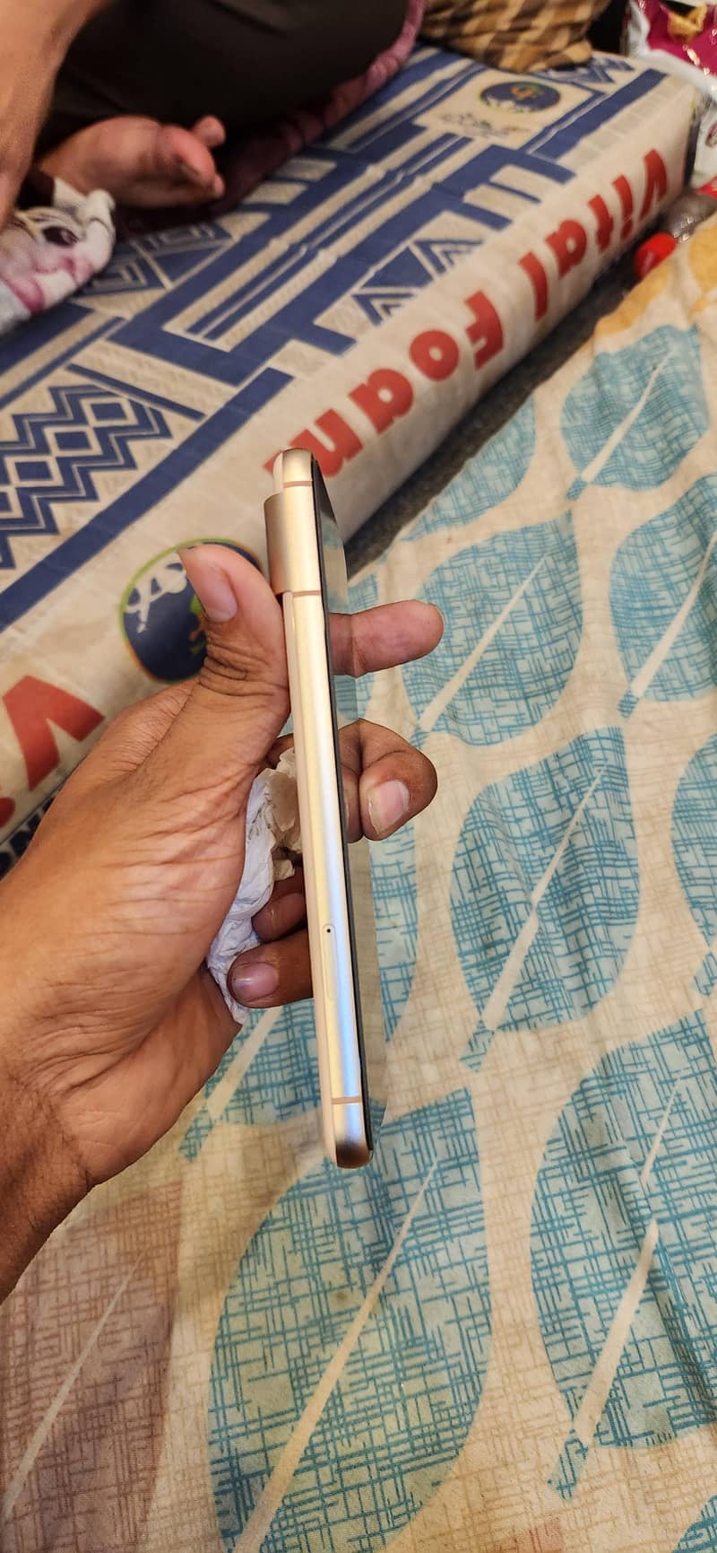 Google pixel 8 8