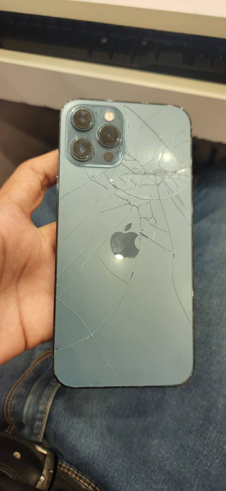 Apple iPhone 12 Pro Max 1