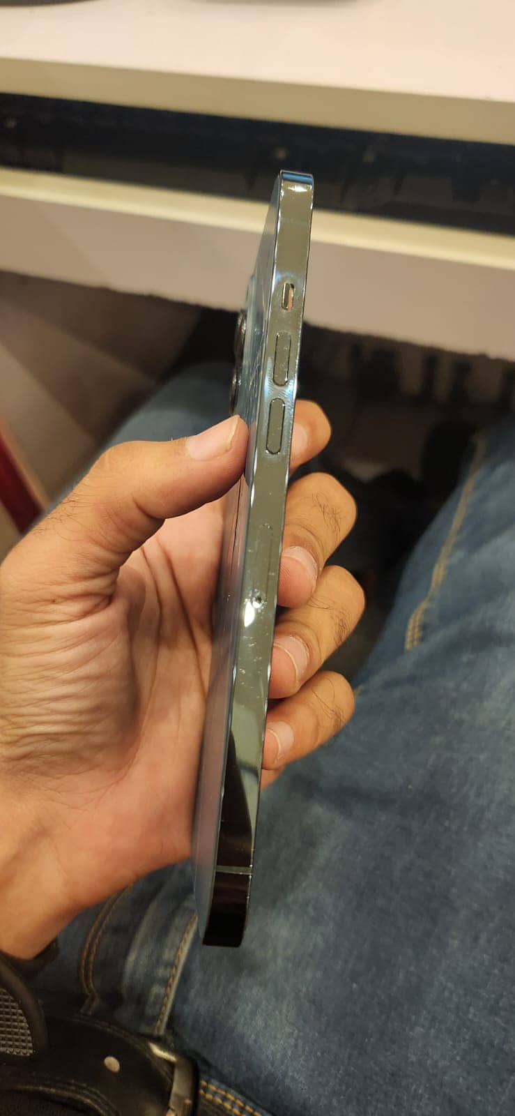 Apple iPhone 12 Pro Max 2