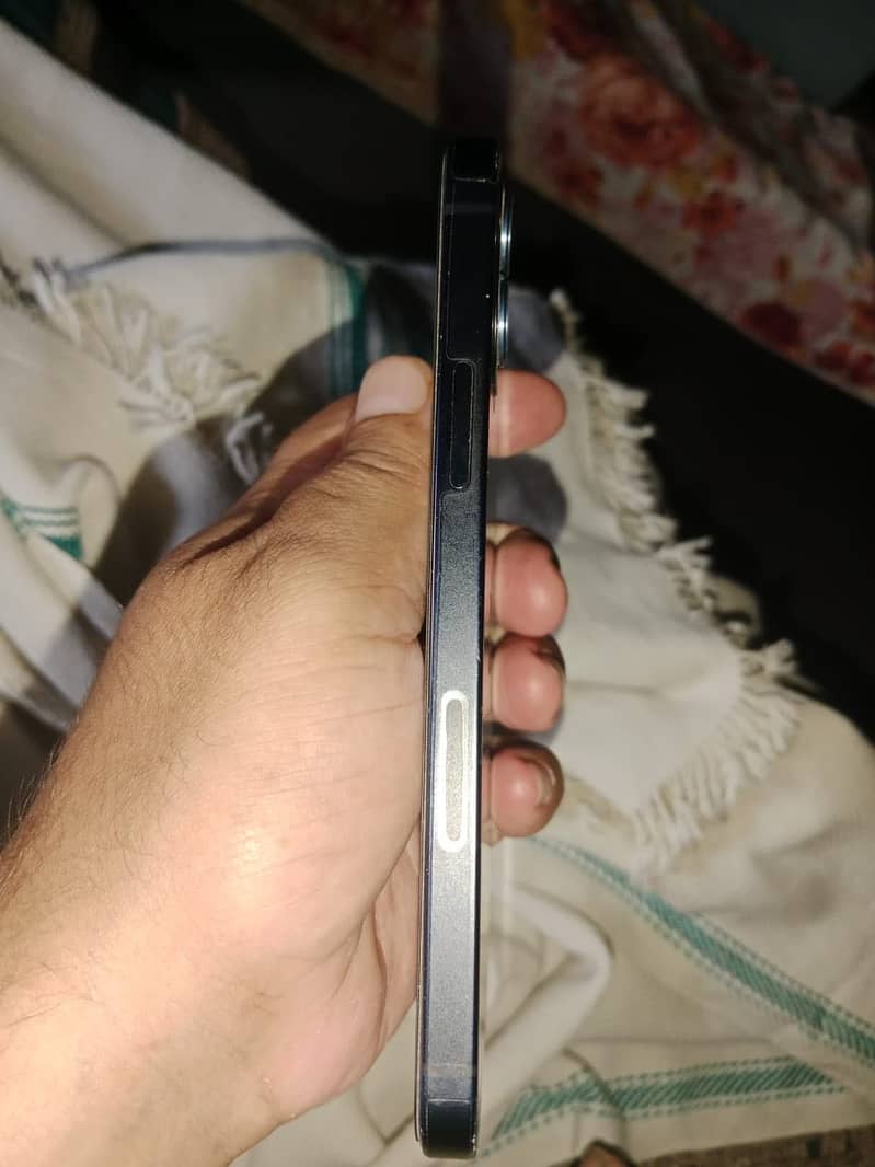 Apple iPhone 12 jv 1