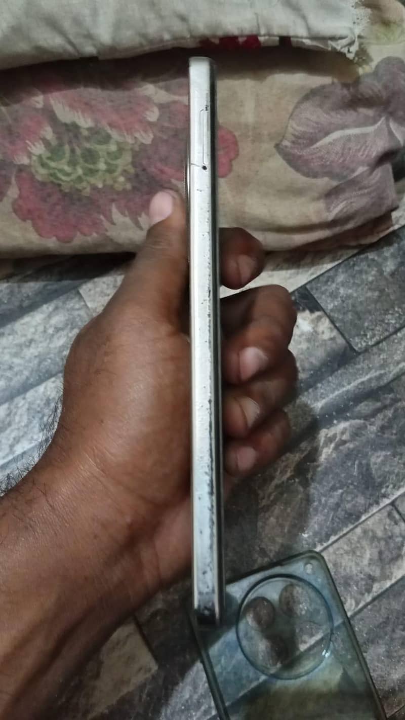 tecno camon 30 4