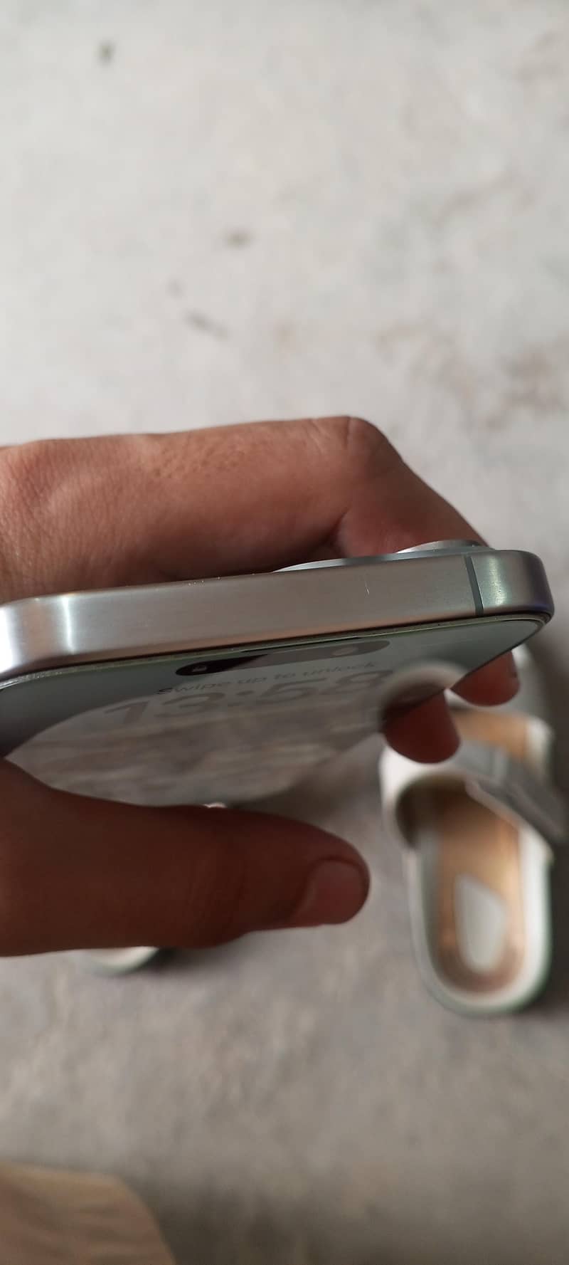 Apple iPhone 15 Pro Max 3