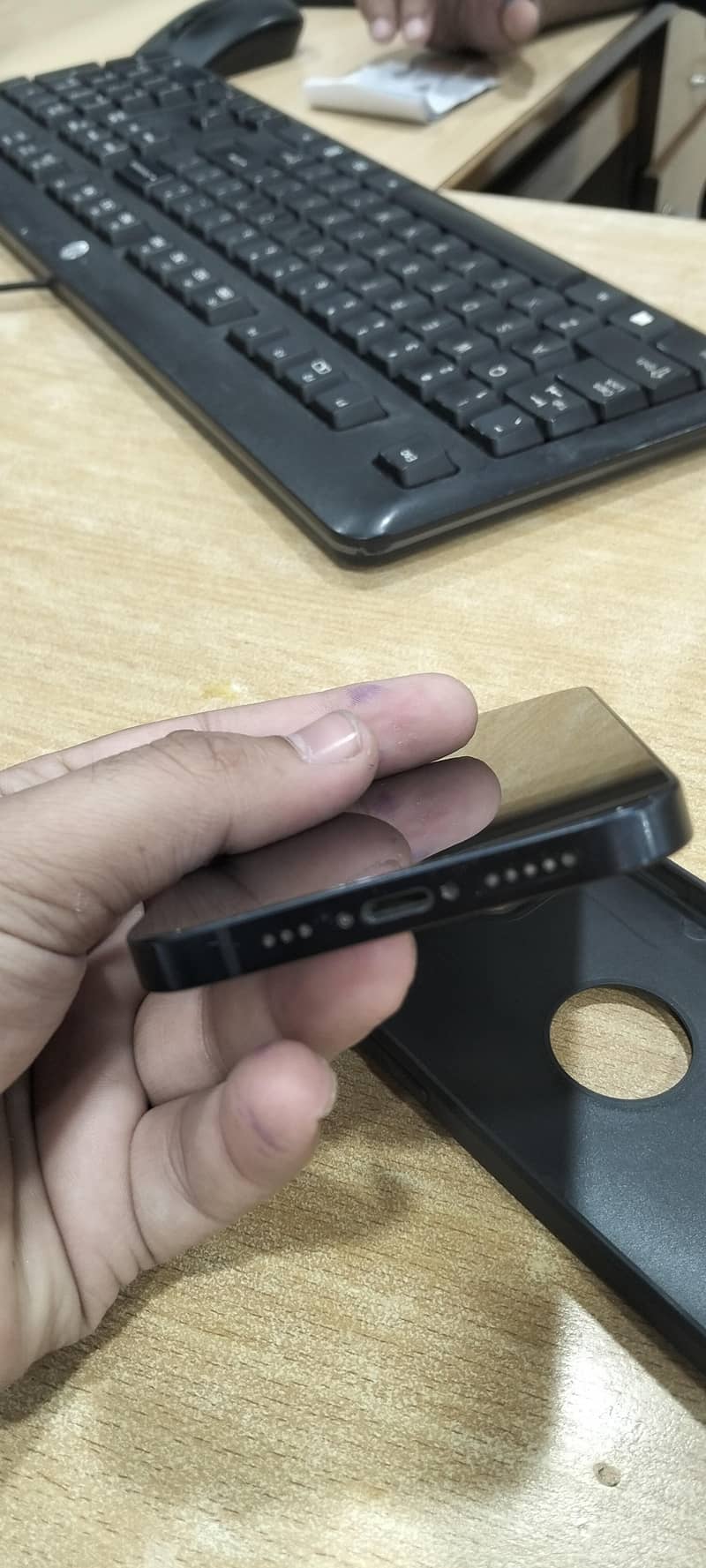 Apple iPhone 12 3