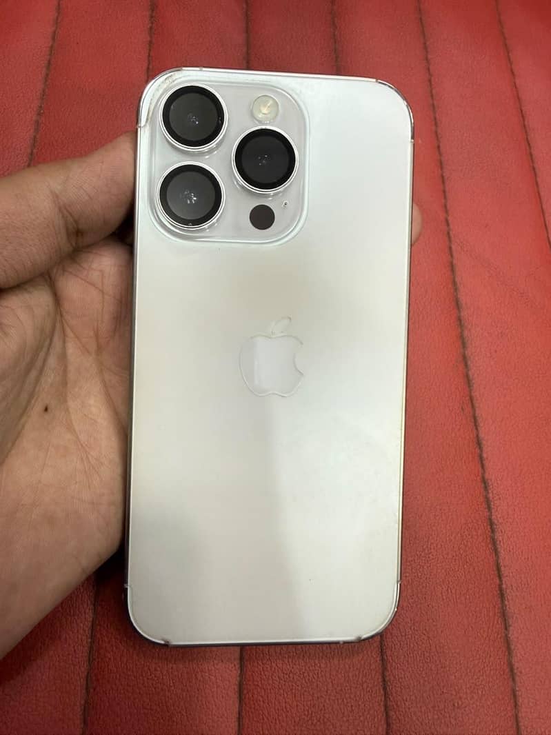 Apple iPhone 14 Pro 0