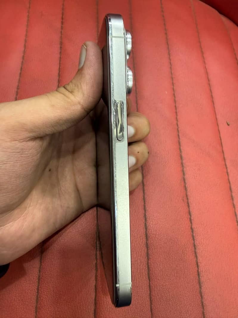 Apple iPhone 14 Pro 7