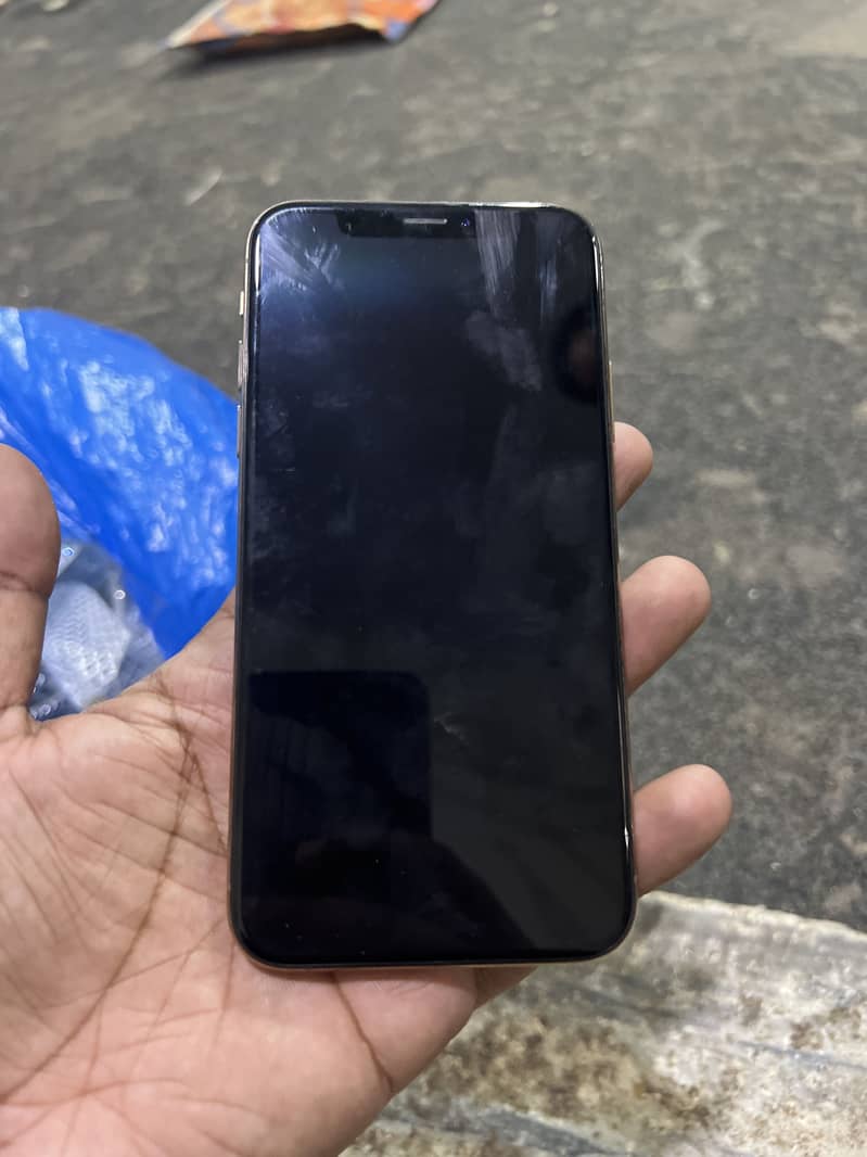 Apple iPhone XS 0