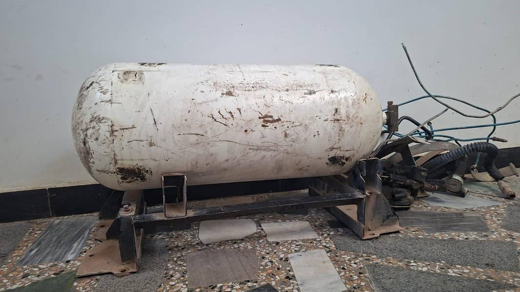 CNG Kit with Empty Cylinder – Complete Setup 3