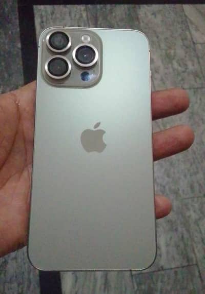 I phone 15 pro max AA+ copy