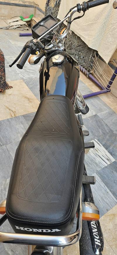 Black honda 125 2023/24