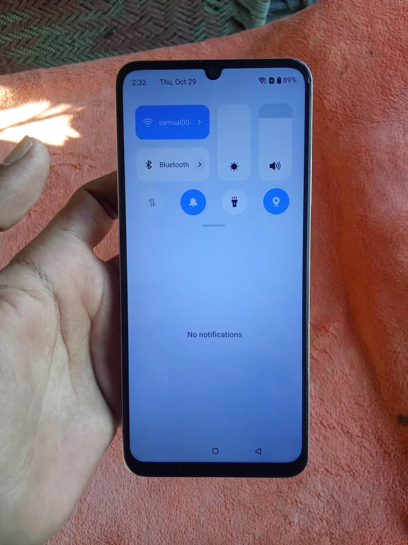 Realme C61 1