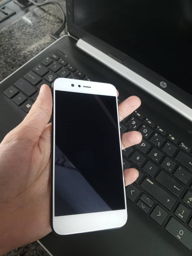 Huawei Nova 2 3