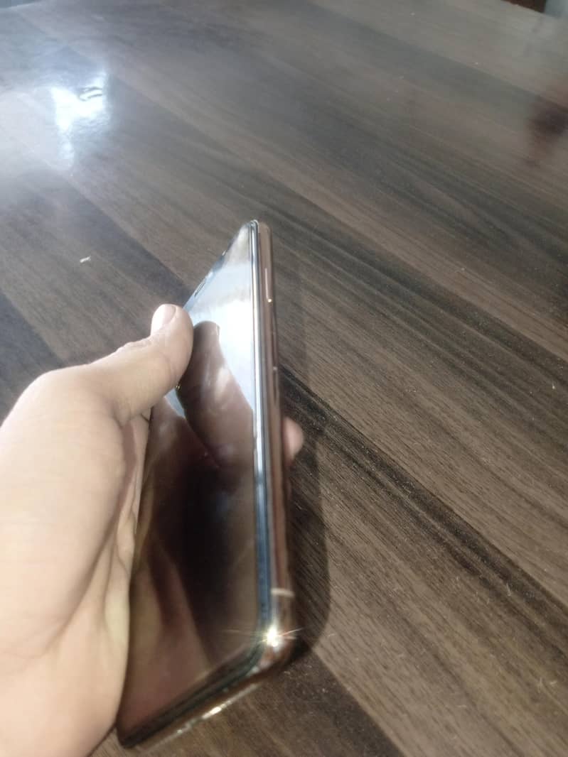 iphone XS max 3