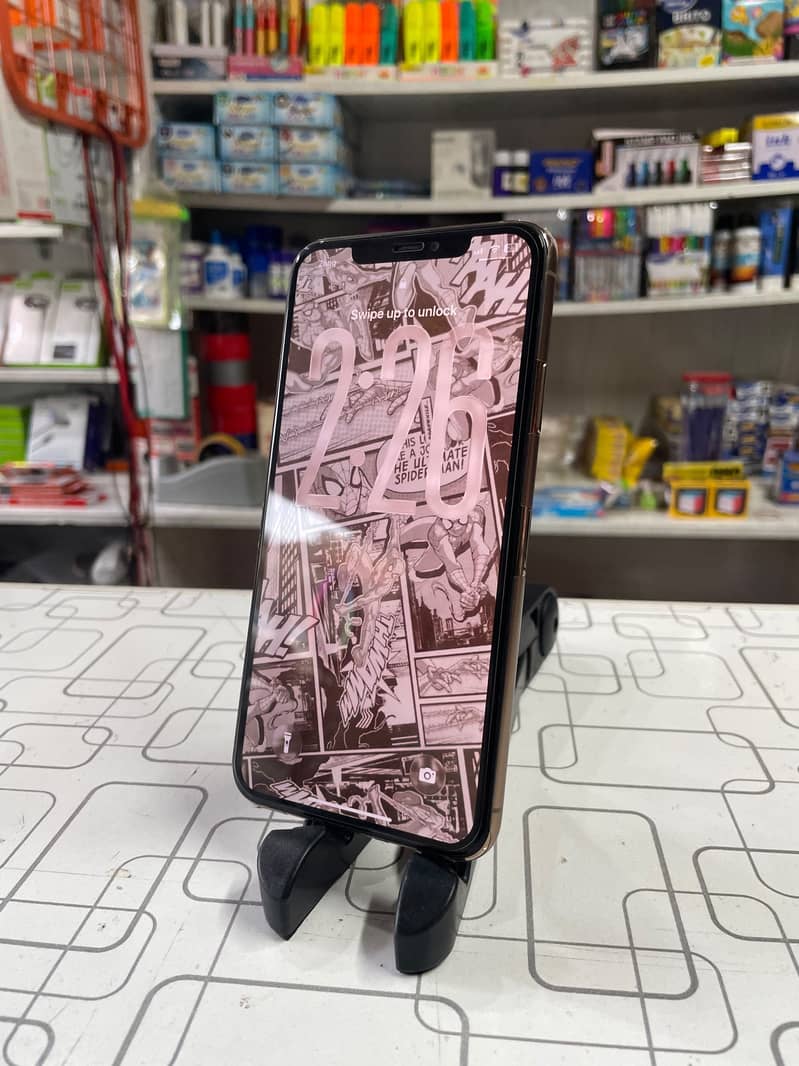 Apple iPhone 11 Pro Max 2