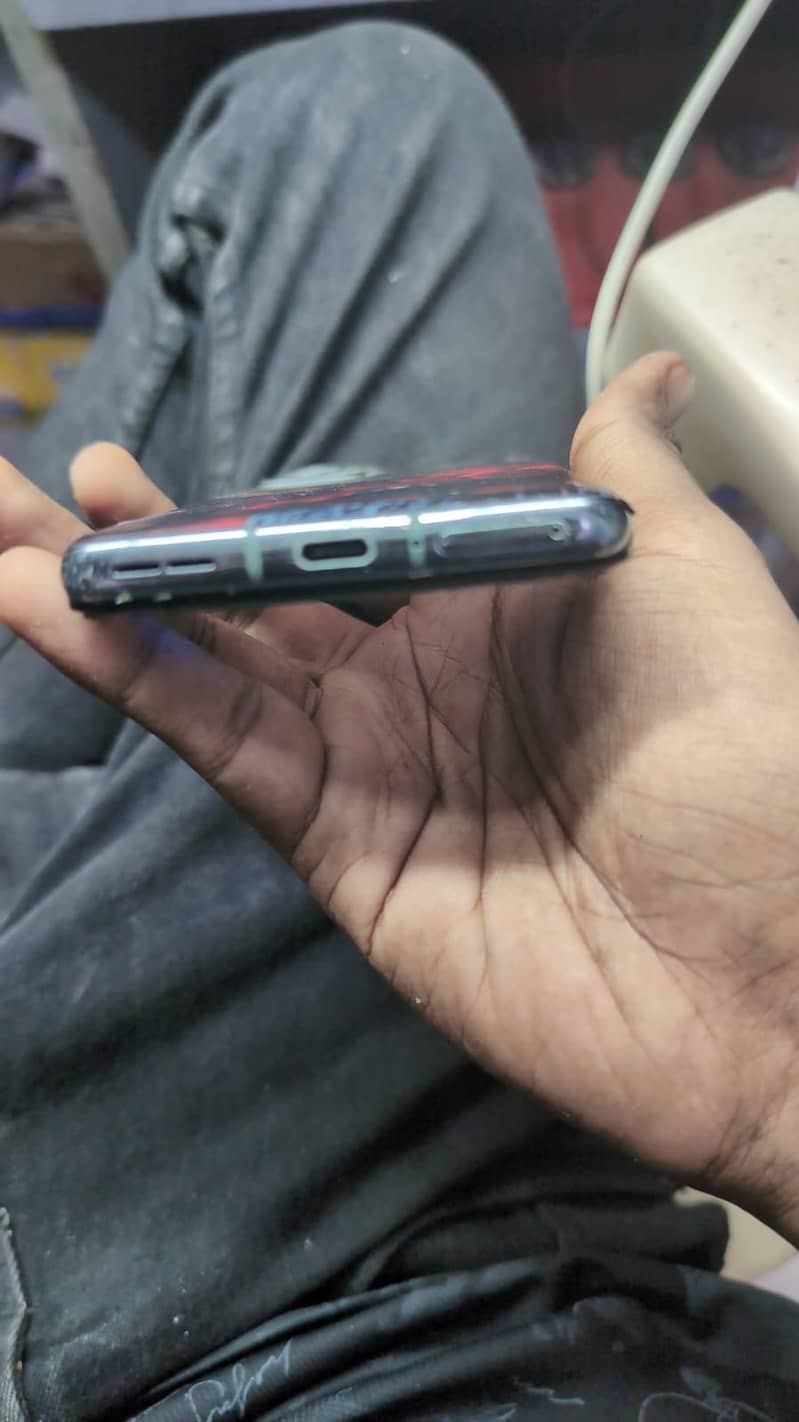 One Plus 9 Pro 5