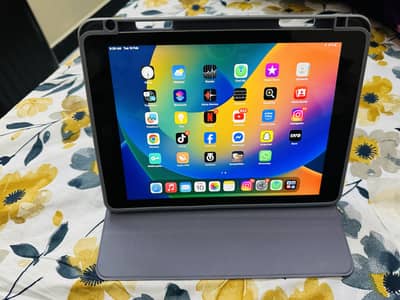 ipad 5th Generation 32 GB