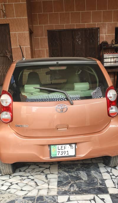 Toyota Passo 2012