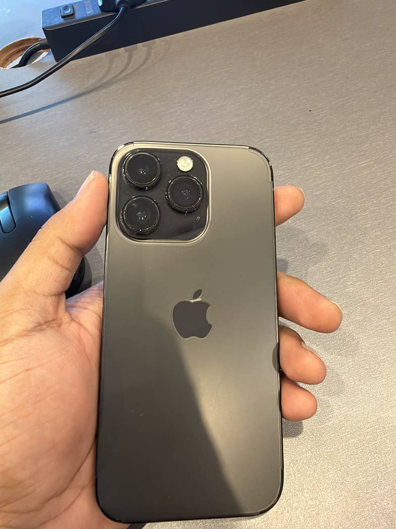 Apple iPhone 14 Pro 0