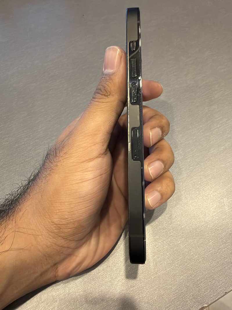 Apple iPhone 14 Pro 1
