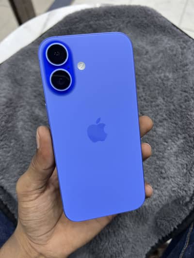Apple iPhone 16