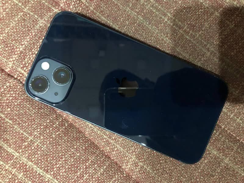 Apple iPhone 13 1