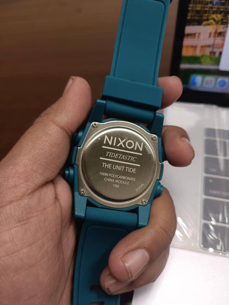 watch Nixion 6