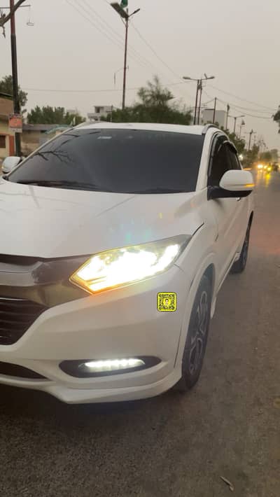 Honda Vezel 2016