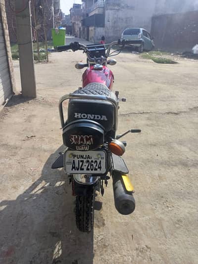 2022 model hai new condition hai