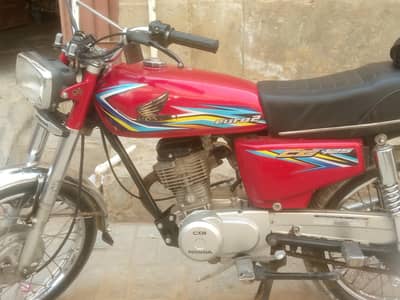 super star 125 All ok bs piston ki thori Awaz ha
