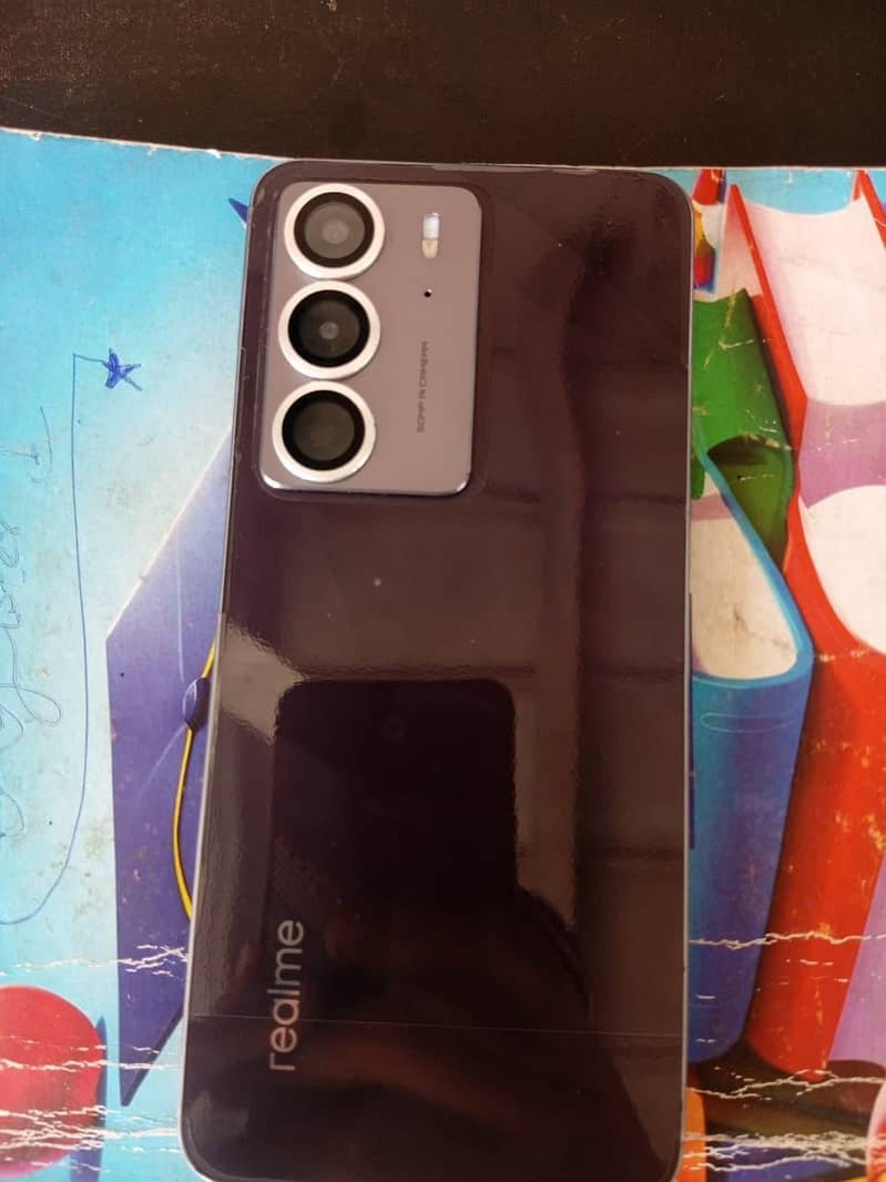 Realme C75 0