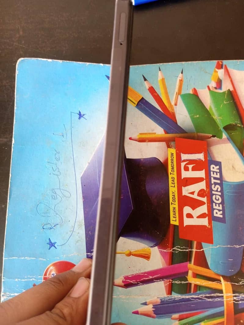 Realme C75 1