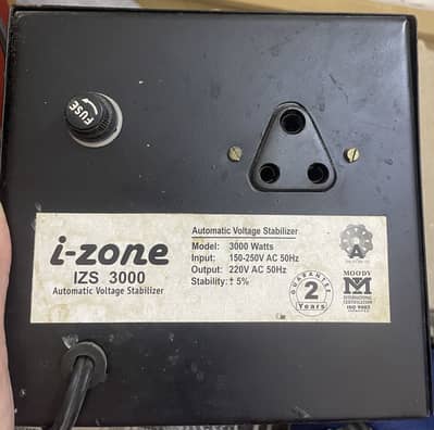 IZONE 3000W Voltage Stabilizer – Used