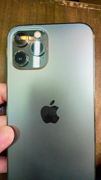 iPhone 12 Pro Max jv Black 128gb 90 health waterpack