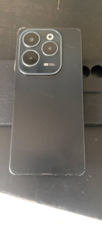 Infinix Hot 40