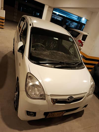 Daihatsu Mira 2012