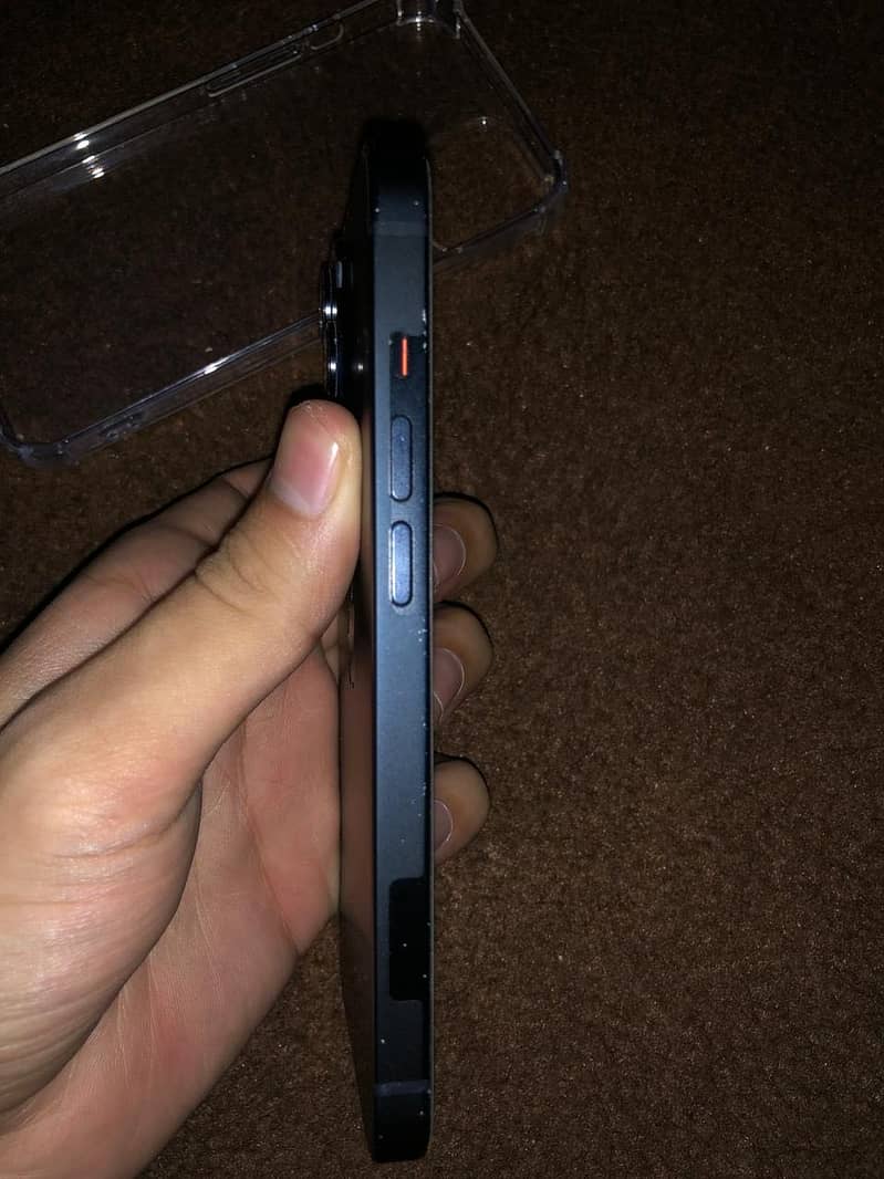 Apple iPhone 14 2