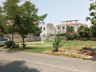 Plot No-2726 Block Y - 1 Kanal Plot On Top Location of Phase 7 DHA Lahore For Urgent Sale
