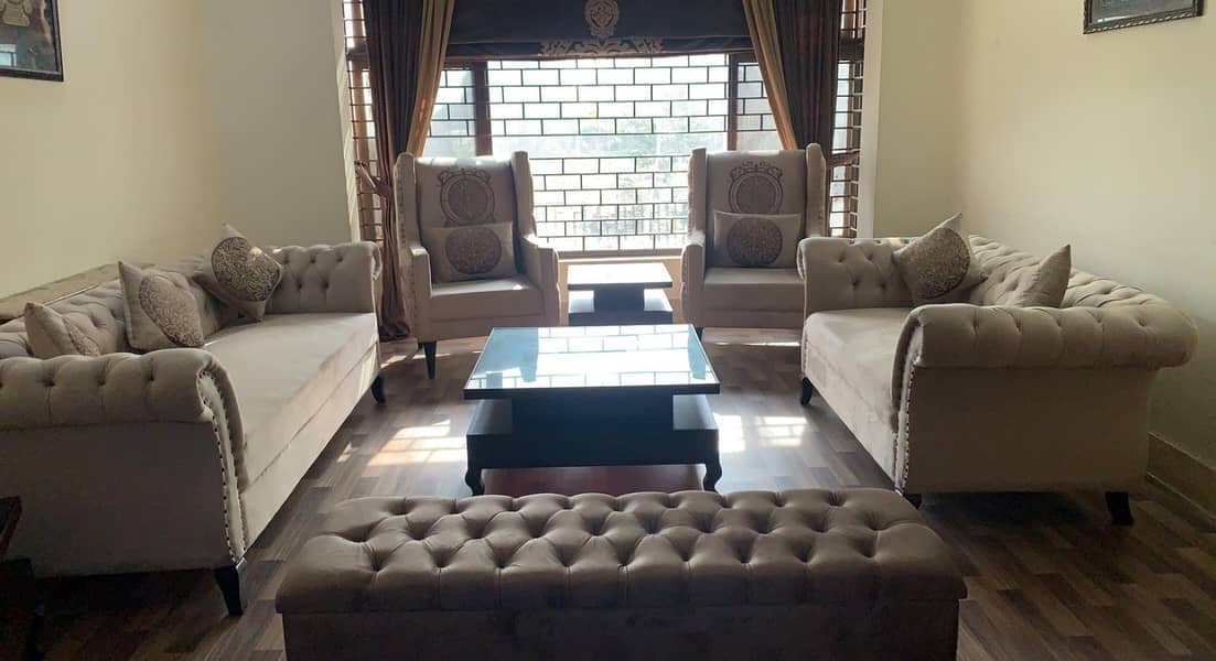 7 Seater Sofas in new condition 0