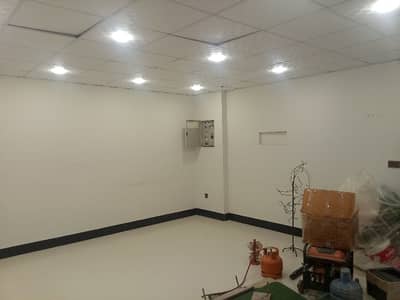 200, SQYARD SECOND FLOOR PORTION AVAILABLE FOR SILENT COMMERCIAL OFFICE USED IT SOFTWARE HOUSE WAREHOUSE AVAILABLE PECHS BLOCK 2
