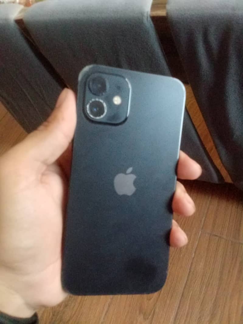 Apple iPhone 12 0