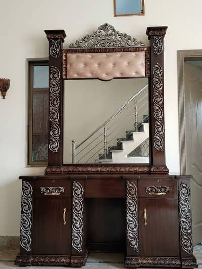 Reasonable Price King Size Bed