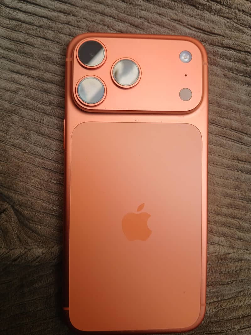 Apple iPhone 17 Pro Max 0