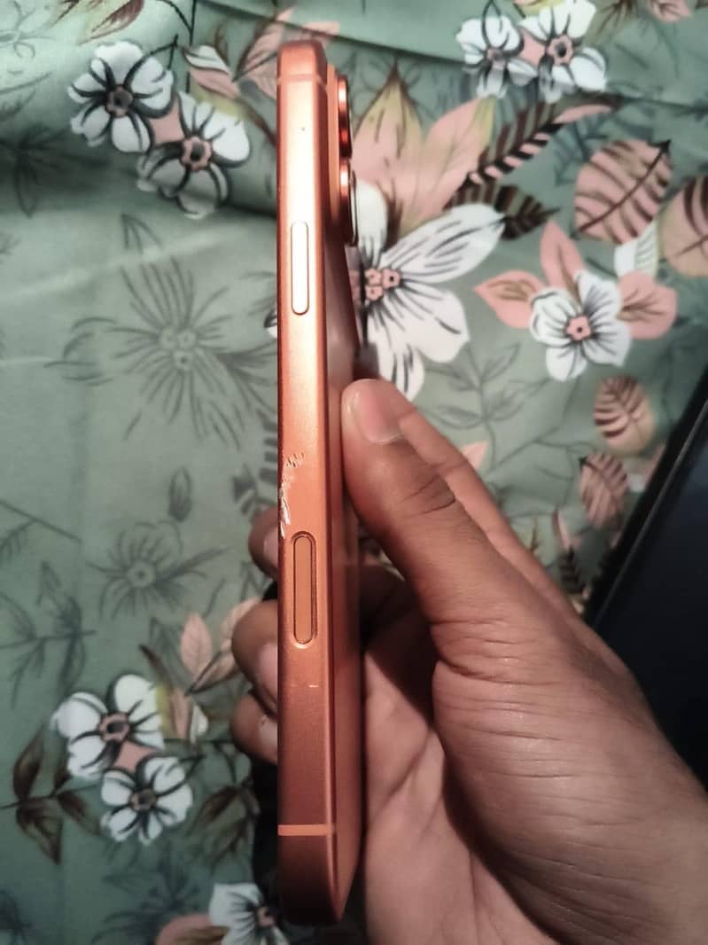 Apple iPhone 17 Pro Max 1