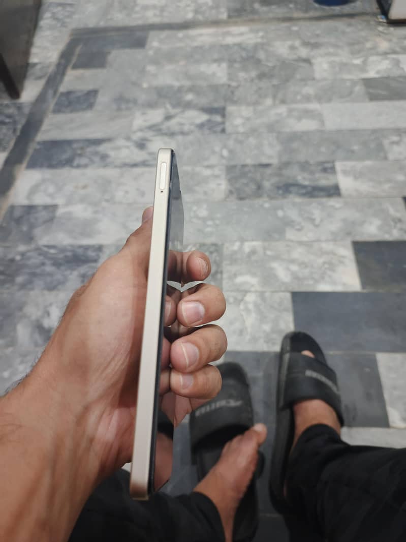 Realme C61 5