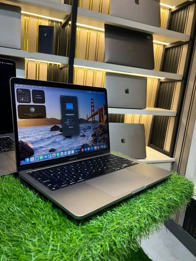 apple macbook pro m2 pro chip 2022 laptop