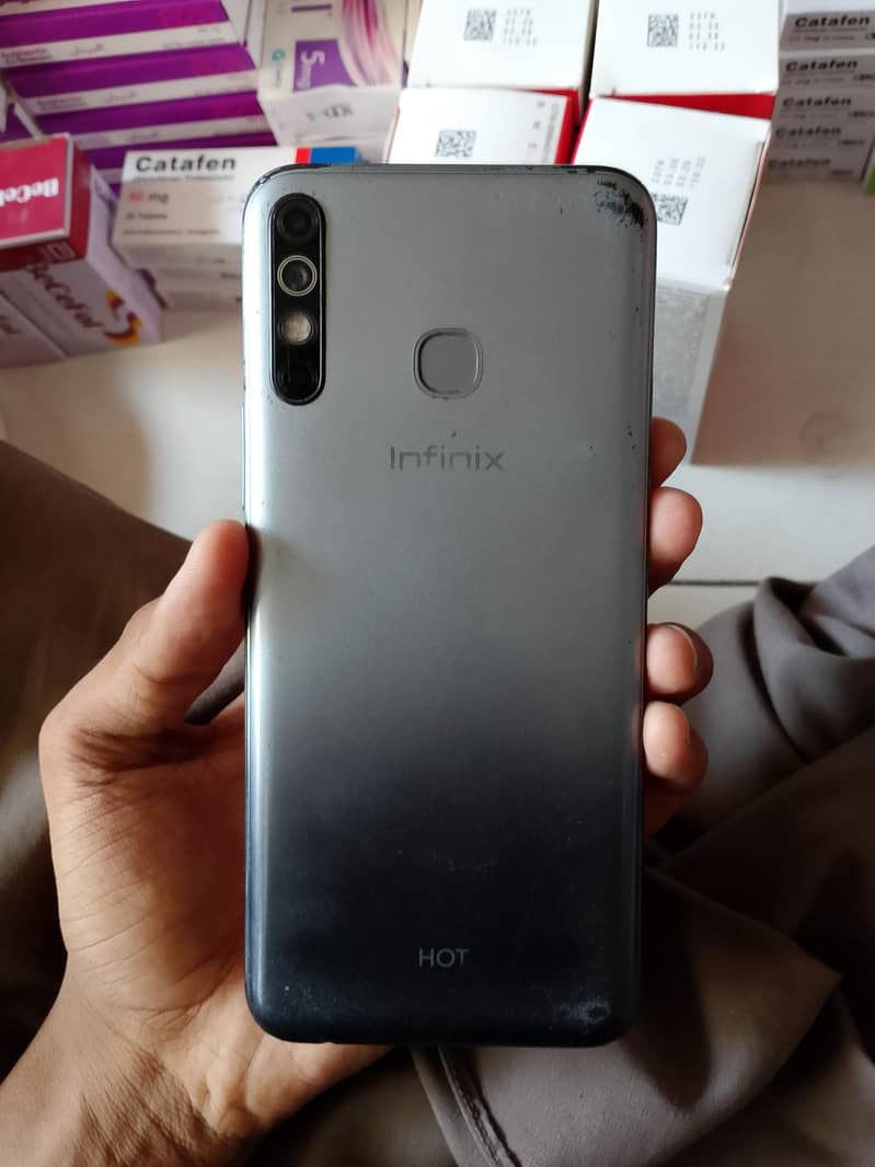 Infinix Hot 8 0