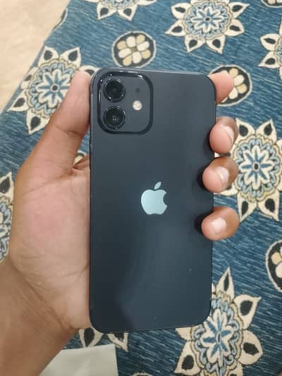 Apple iPhone 12